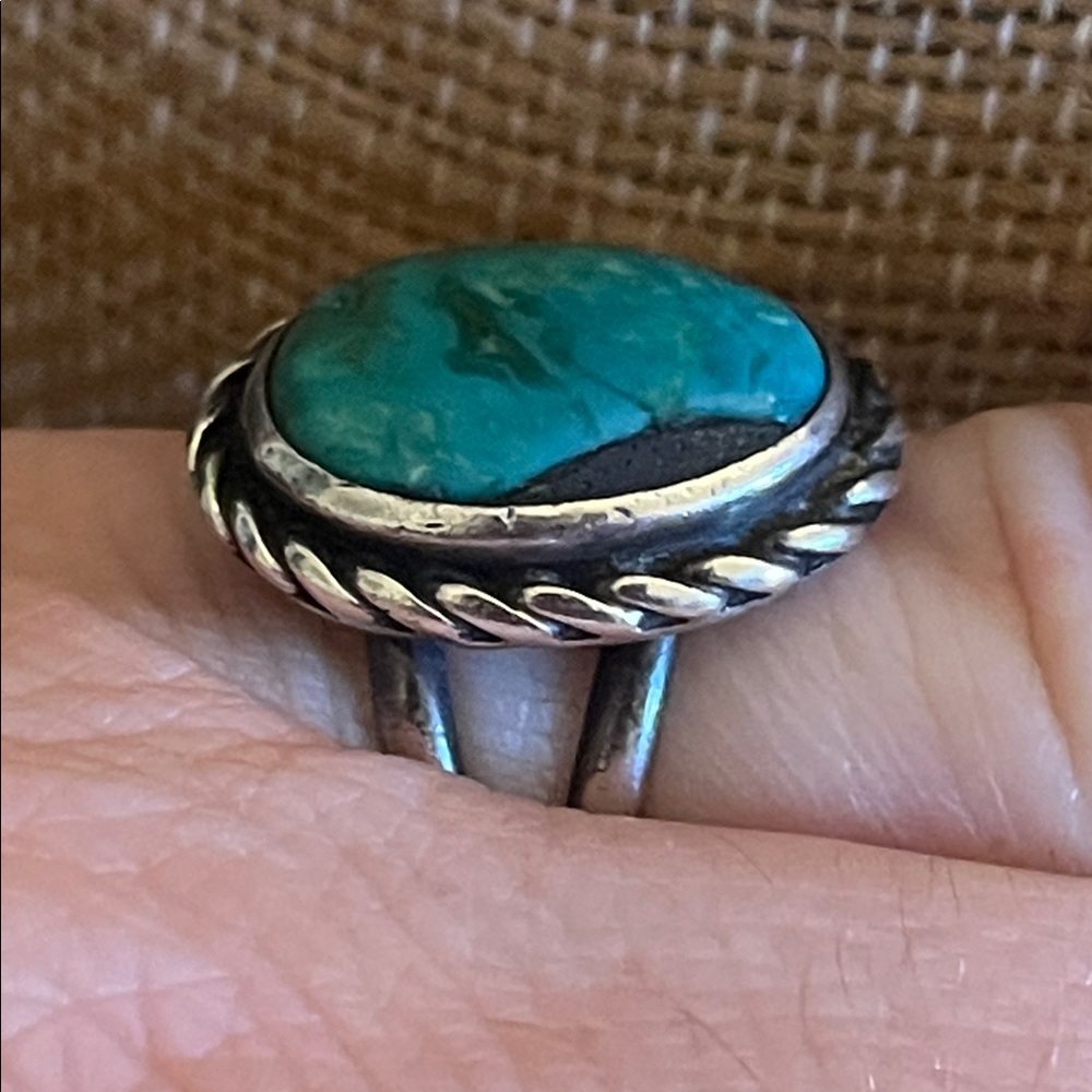 Turquoise ring size 4.5 Unmarked but tested - Picture 2 of 9